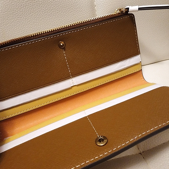 NWT ~Tory Burch Walker Printed Leather Slim Wallet Beige Flower Ditsy Border - Picture 15 of 16